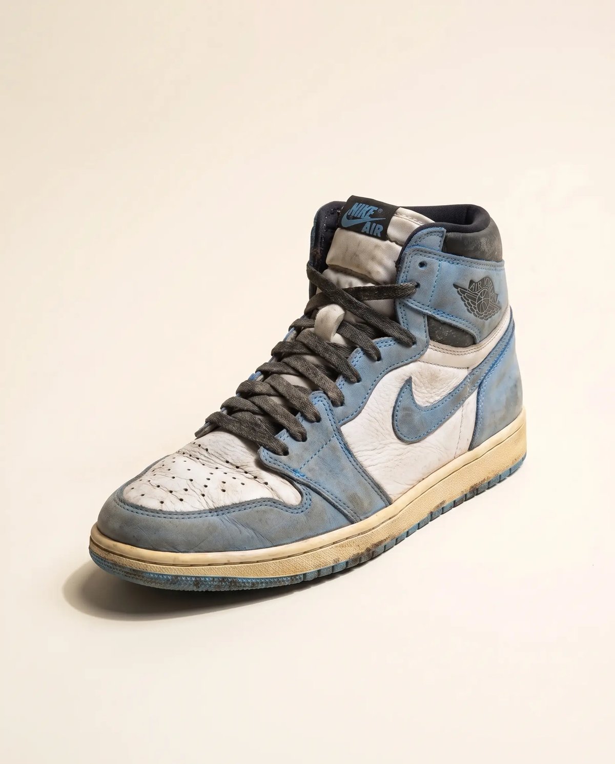 Creased, dirty Air Jordan 1 before SteamZap