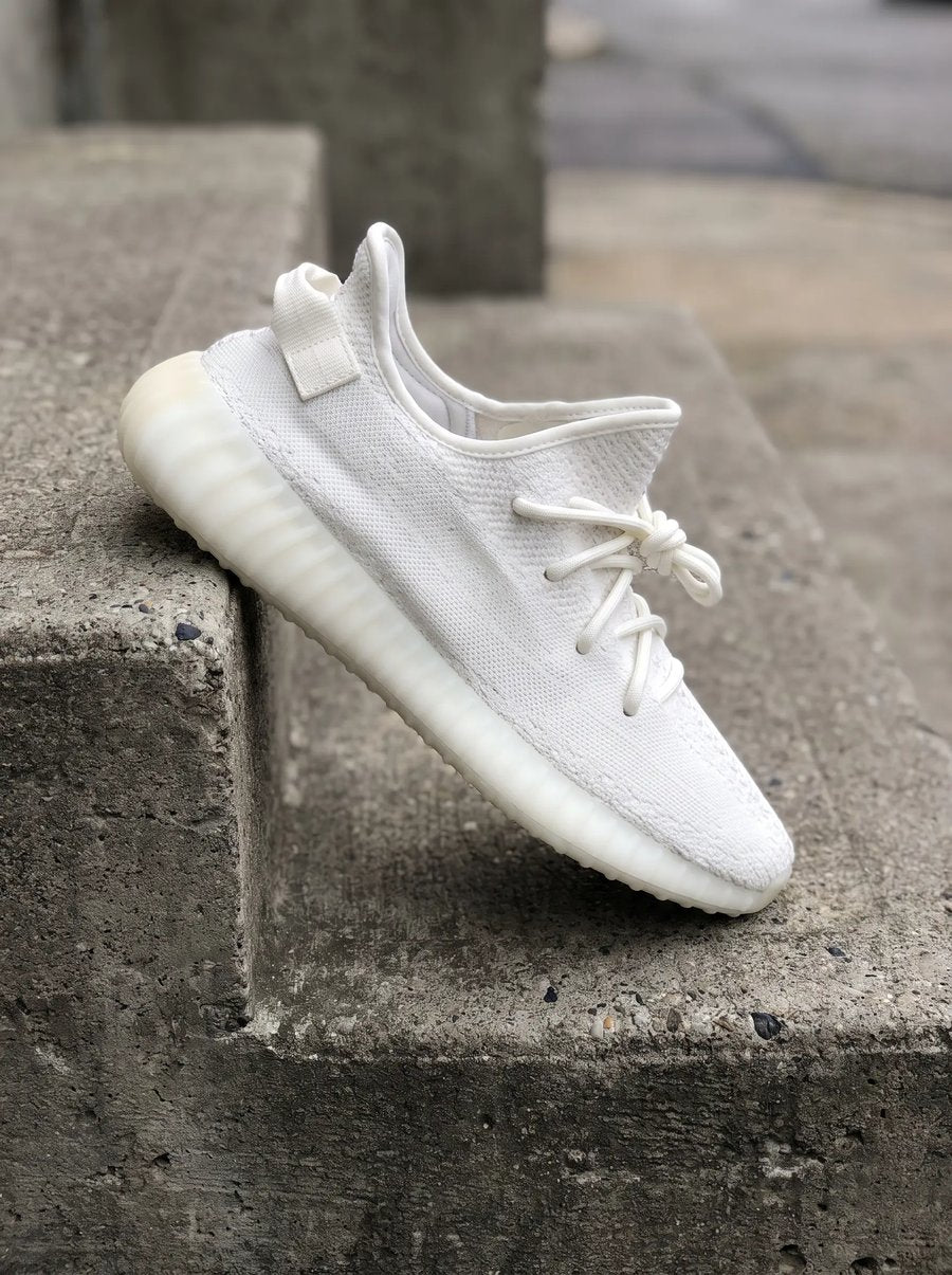 YEEZY 350 V2